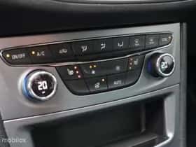 Opel Astra thumbnail 18