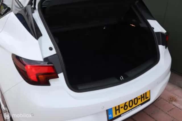 Opel Astra (2020) thumbnail 26