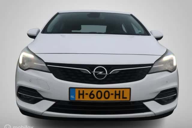 Opel Astra (2020) thumbnail 4