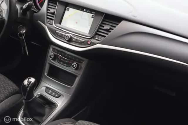 Opel Astra (2020) thumbnail 32