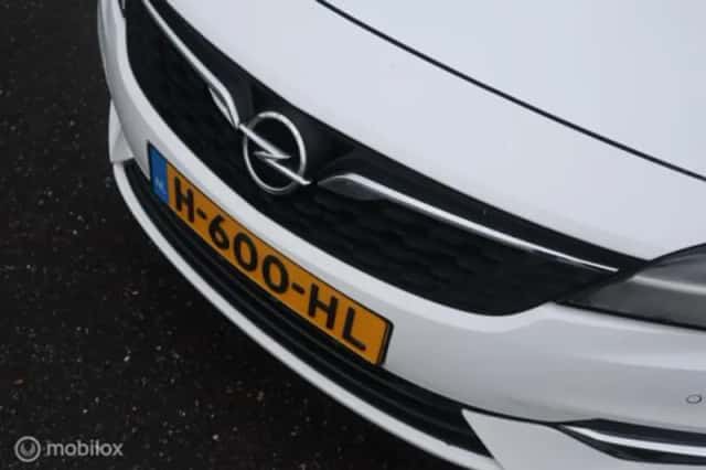 Opel Astra (2020) thumbnail 6