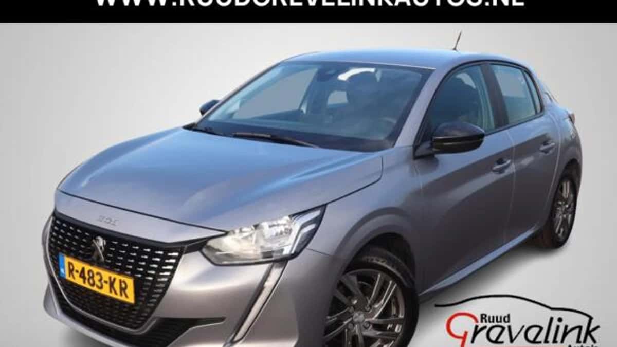 Peugeot 208 — foto 1