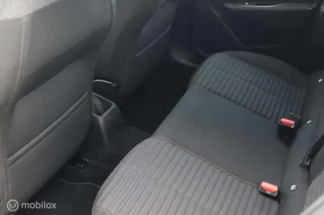 Peugeot 208 (2022) thumbnail 20