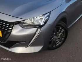 Peugeot 208 thumbnail 3