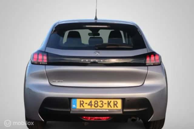 Peugeot 208 (2022) thumbnail 29