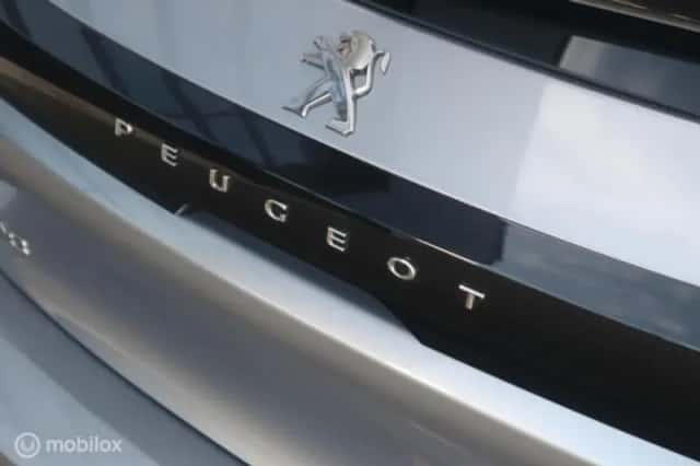 Peugeot 208 (2022) thumbnail 31