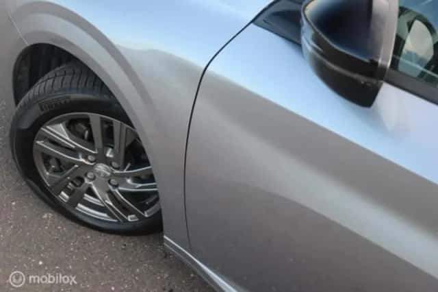 Peugeot 208 (2022) thumbnail 39