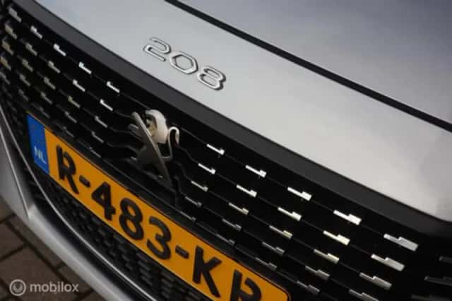 Peugeot 208 (2022) thumbnail 5