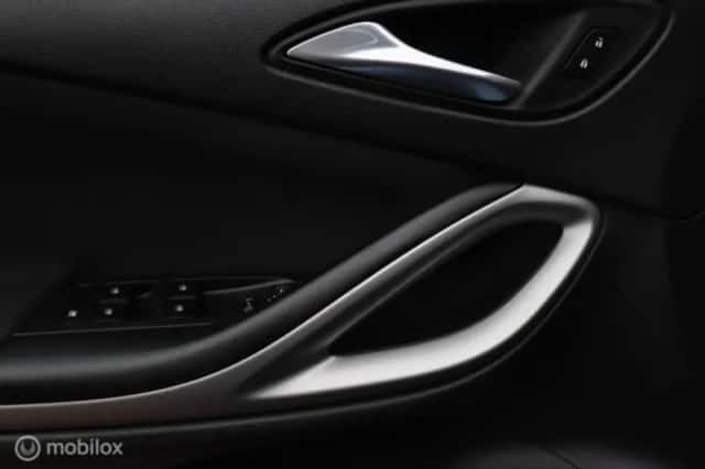 Opel Astra (2020) thumbnail 25