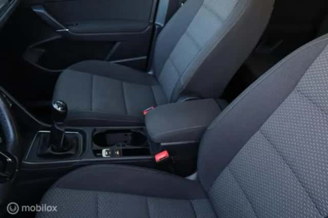 Volkswagen Touran (2017) thumbnail 26