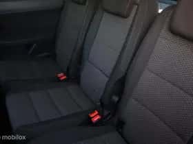 Volkswagen Touran thumbnail 30