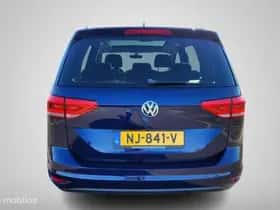 Volkswagen Touran (2017) thumbnail 32