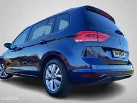 Volkswagen Touran thumbnail 40