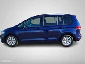 Volkswagen Touran (2017) thumbnail 9