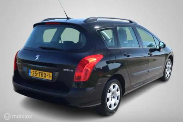 Peugeot 308 (2012) thumbnail 21