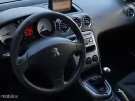 Peugeot 308 (2012) thumbnail 7