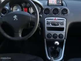 Peugeot 308 (2012) thumbnail 10