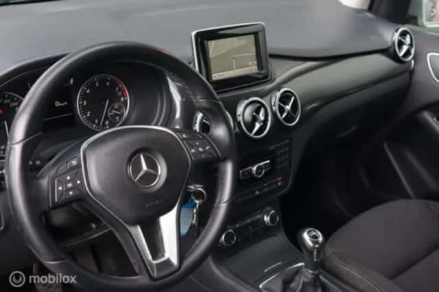 Mercedes-Benz B-Klasse (2016) thumbnail 11
