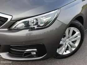 Peugeot 308 (2020) thumbnail 3