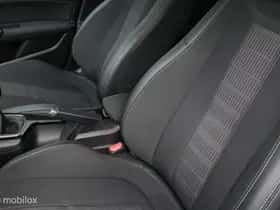 Peugeot 308 (2020) thumbnail 25