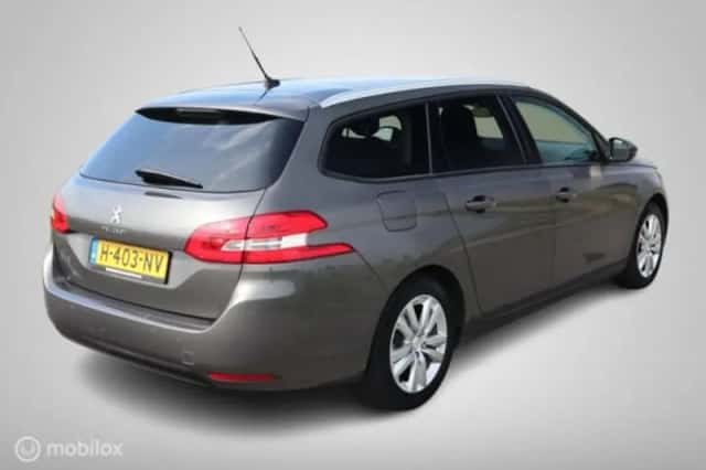 Peugeot 308 (2020) thumbnail 4