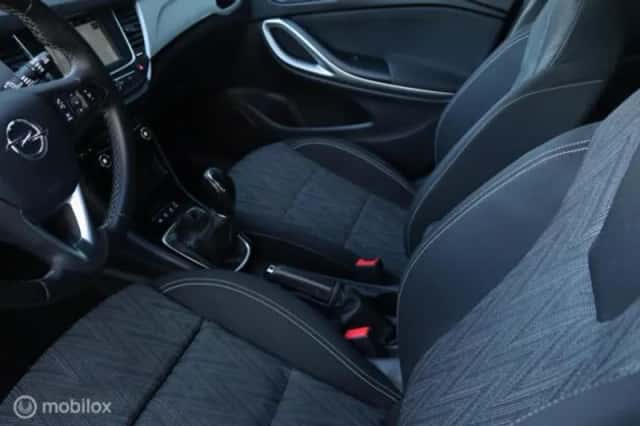Opel Astra (2021) thumbnail 22