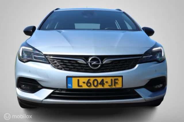 Opel Astra (2021) thumbnail 5