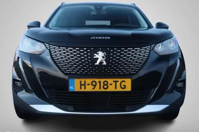 Peugeot 2008 (2020) thumbnail 4