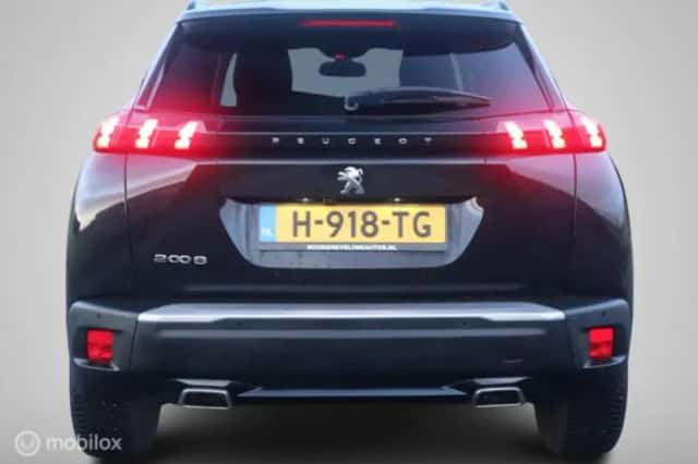 Peugeot 2008 (2020) thumbnail 31