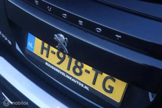 Peugeot 2008 (2020) thumbnail 33