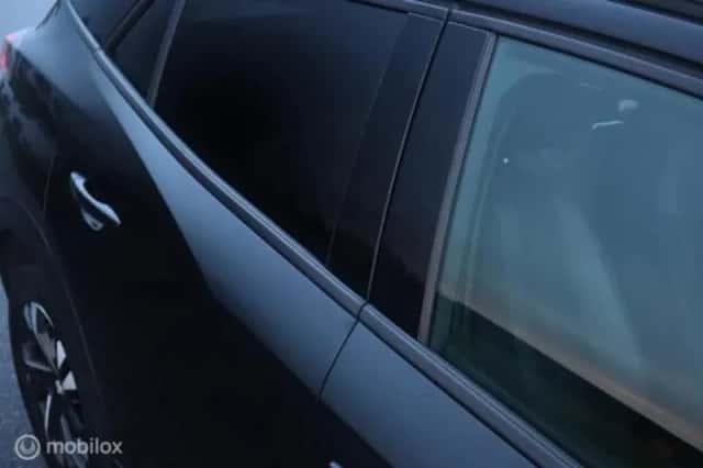 Peugeot 2008 (2020) thumbnail 42