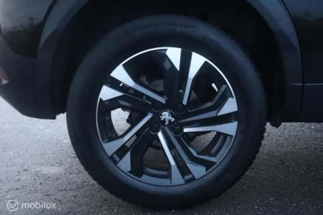 Peugeot 2008 (2020) thumbnail 43