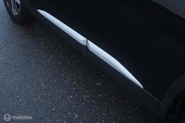Peugeot 2008 (2020) thumbnail 10