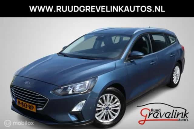 Ford Focus (2020) thumbnail 1