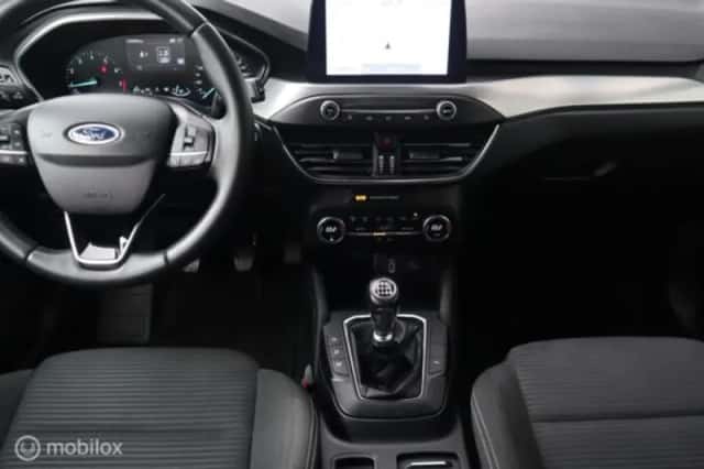 Ford Focus (2020) thumbnail 13