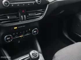 Ford Focus thumbnail 14