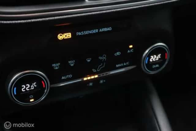 Ford Focus (2020) thumbnail 15