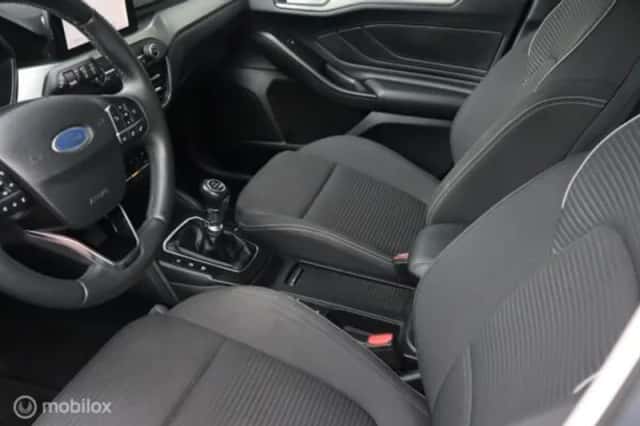 Ford Focus (2020) thumbnail 24