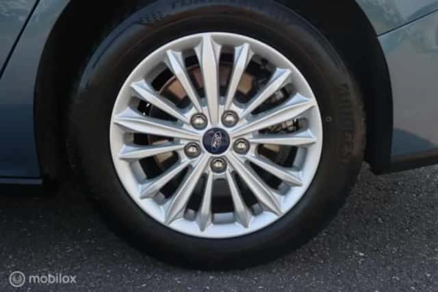 Ford Focus (2020) thumbnail 31