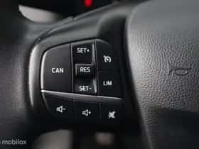 Ford Focus thumbnail 38