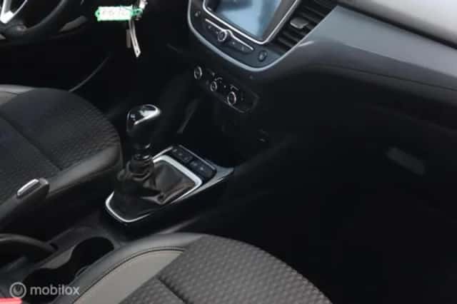 Opel Crossland (2020) thumbnail 36