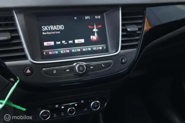 Opel Crossland (2019) thumbnail 17