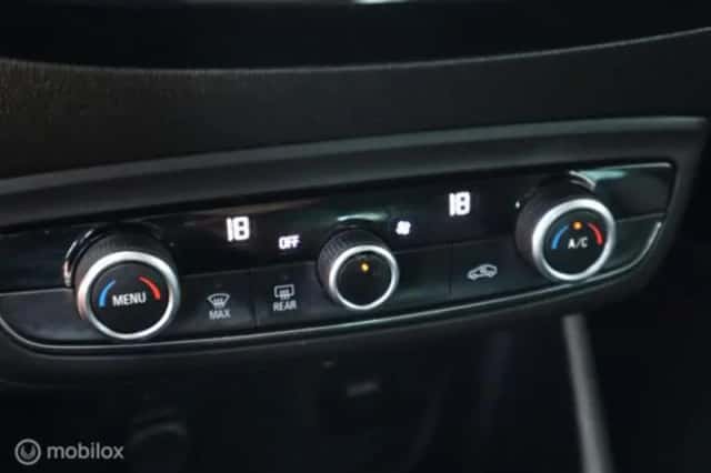 Opel Crossland (2019) thumbnail 22