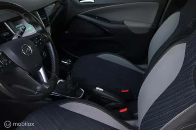 Opel Crossland (2019) thumbnail 24