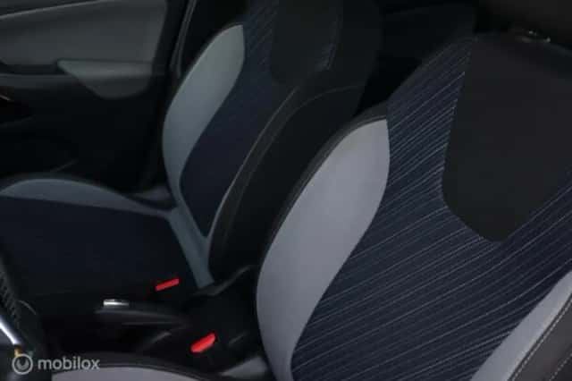 Opel Crossland (2019) thumbnail 26