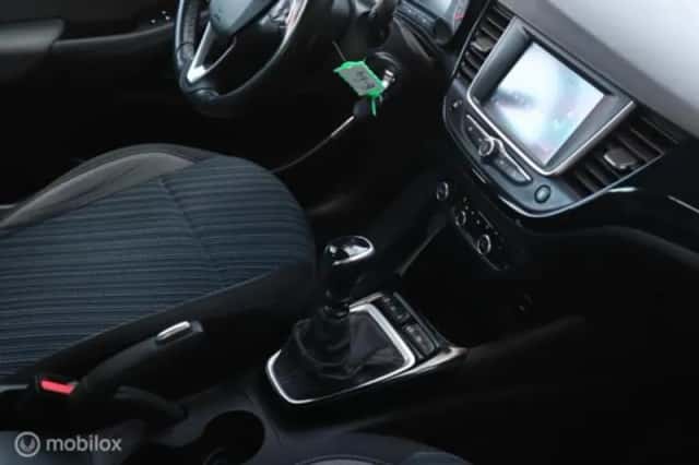 Opel Crossland (2019) thumbnail 36