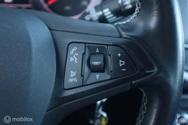 Opel Astra (2020) thumbnail 12