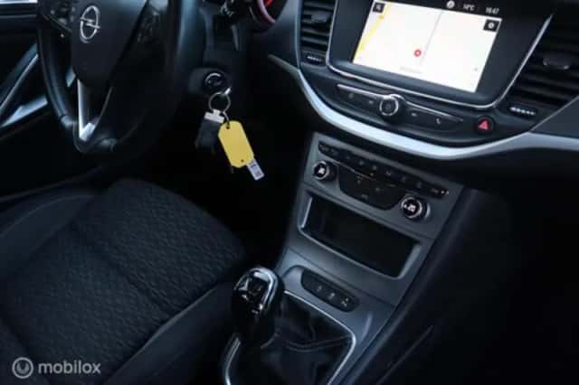 Opel Astra (2020) thumbnail 15