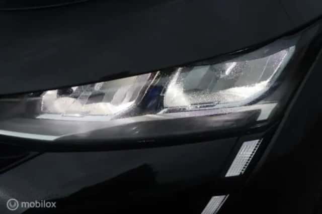 Peugeot 308 (2023) thumbnail 5