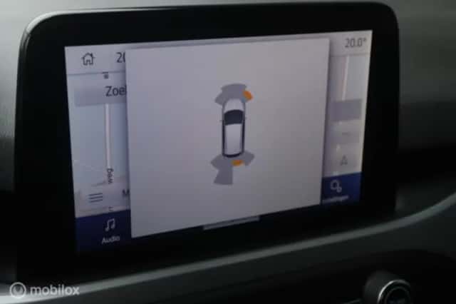 Ford Focus (2022) thumbnail 19